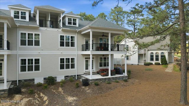70 Cochrane Castle Circle, Pinehurst, NC 28374