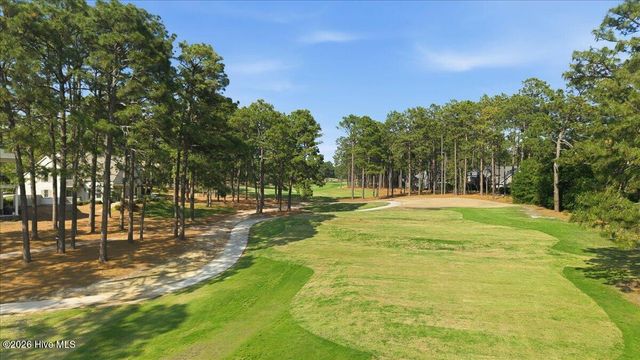 70 Cochrane Castle Circle, Pinehurst, NC 28374