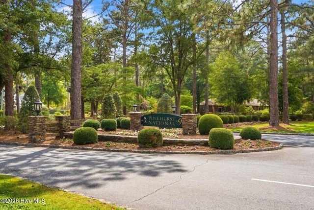 70 Cochrane Castle Circle, Pinehurst, NC 28374