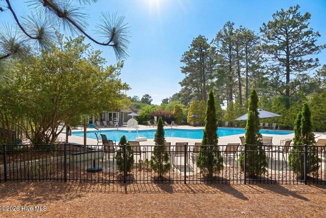 70 Cochrane Castle Circle, Pinehurst, NC 28374