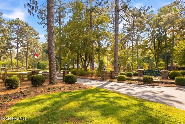 70 Cochrane Castle Circle, Pinehurst, NC 28374