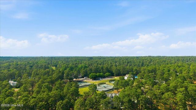 70 Cochrane Castle Circle, Pinehurst, NC 28374