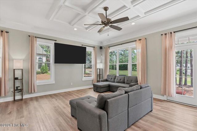 70 Cochrane Castle Circle, Pinehurst, NC 28374