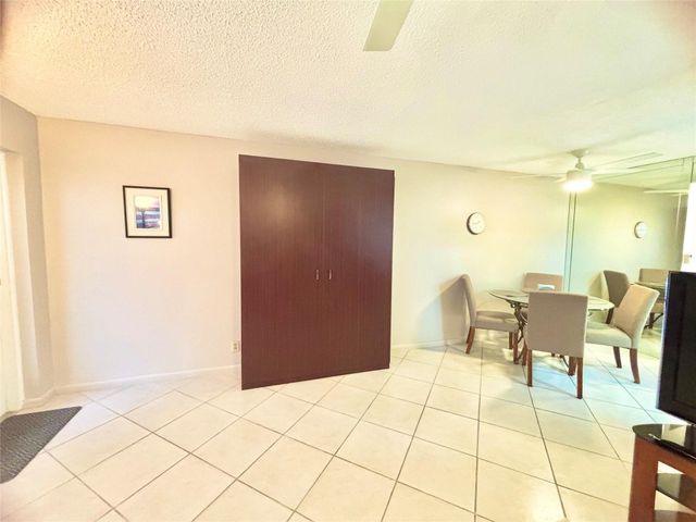43 Farnham B 43, Deerfield Beach, FL 33442
