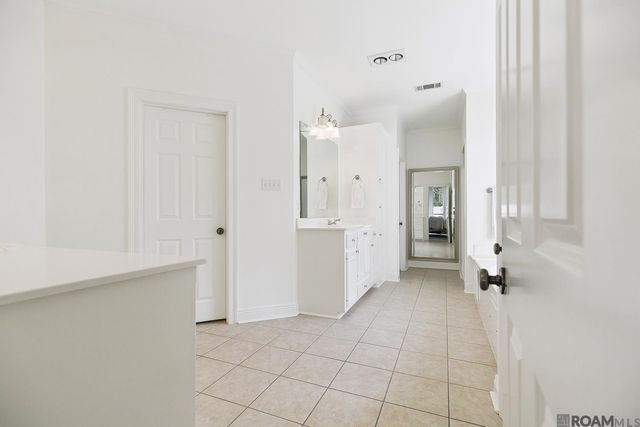 6262 Morgan Bend Dr, Baton Rouge, LA 70820