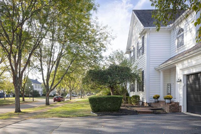 5069 Cloudberry Pass, New Albany, OH 43054