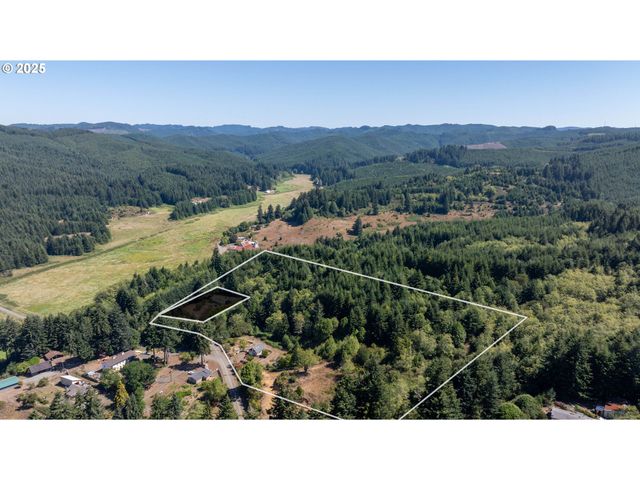 94360 WILLANCH Ln, North Bend, OR 97459