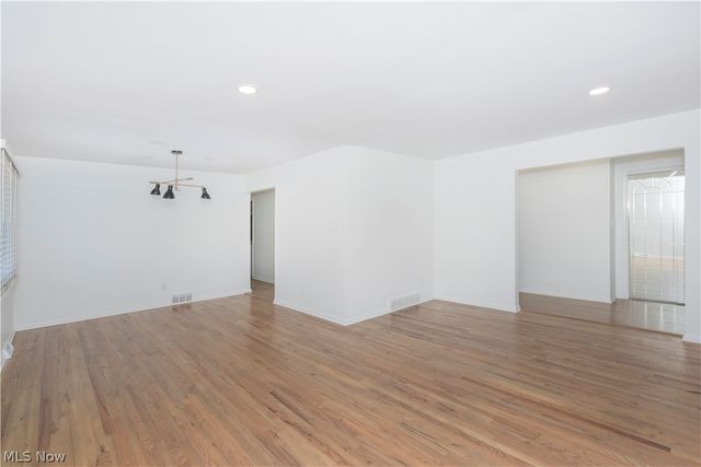 657 Lander Drive, Highland Heights, OH 44143