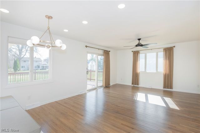 657 Lander Drive, Highland Heights, OH 44143