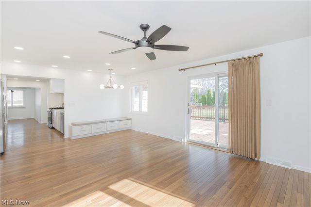 657 Lander Drive, Highland Heights, OH 44143