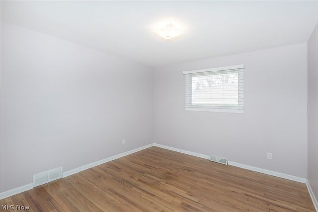 657 Lander Drive, Highland Heights, OH 44143