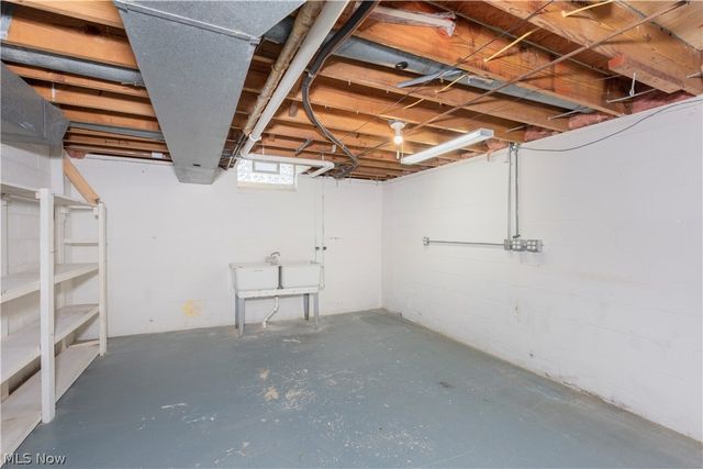 657 Lander Drive, Highland Heights, OH 44143