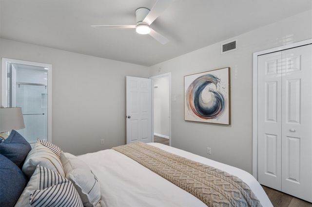 8303 Briarwood LN, Austin, TX 78757