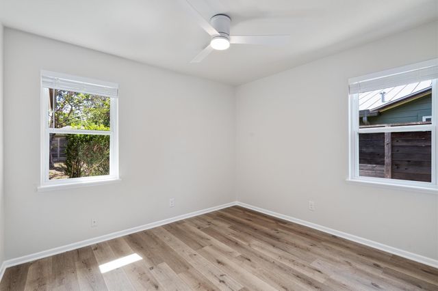 8303 Briarwood LN, Austin, TX 78757