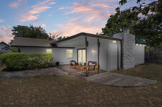 8303 Briarwood LN, Austin, TX 78757