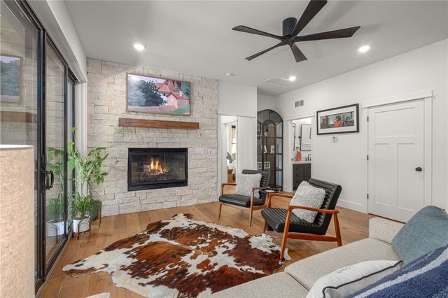 28 Attleborough Lane, Bella Vista, AR 72714