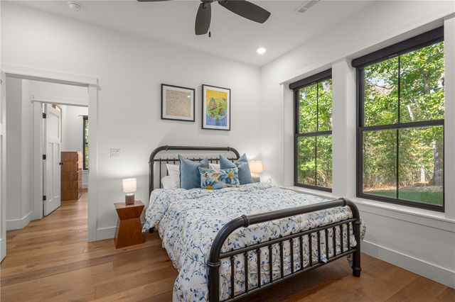 28 Attleborough Lane, Bella Vista, AR 72714