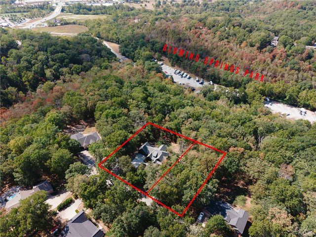 28 Attleborough Lane, Bella Vista, AR 72714