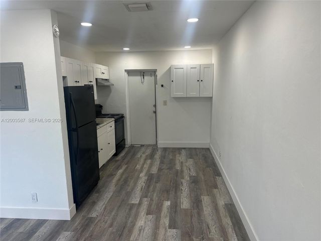 631 NW 11th Ave A-C, Fort Lauderdale, FL 33311