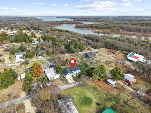 483 Maple Drive, Pottsboro, TX 75076