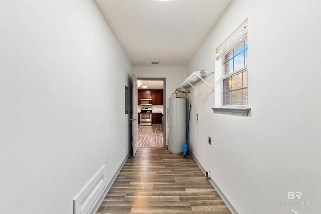 906 St Nicholas Avenue, Brewton, AL 36426