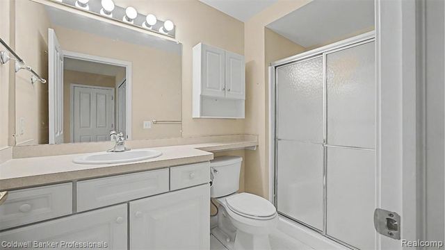 5711 Ortman Drive, Sterling Heights, MI 48314