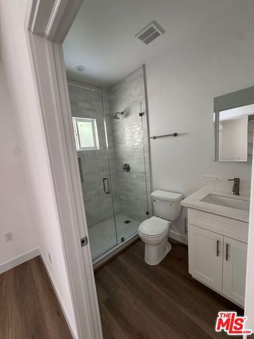 120 N Orlando Avenue, Los Angeles, CA 90048