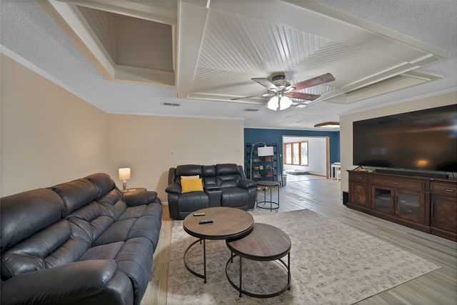 408 Canyon Trail Road, Weatherford, TX 76087