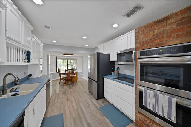 408 Canyon Trail Road, Weatherford, TX 76087