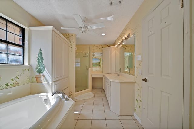 408 Canyon Trail Road, Weatherford, TX 76087