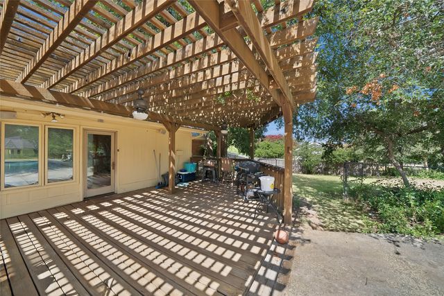 408 Canyon Trail Road, Weatherford, TX 76087