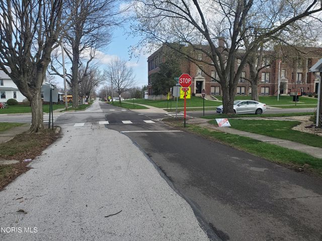 131 N Hazel Street, Upper Sandusky, OH 43351