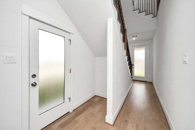 4623 Cochran Street, Houston, TX 77009