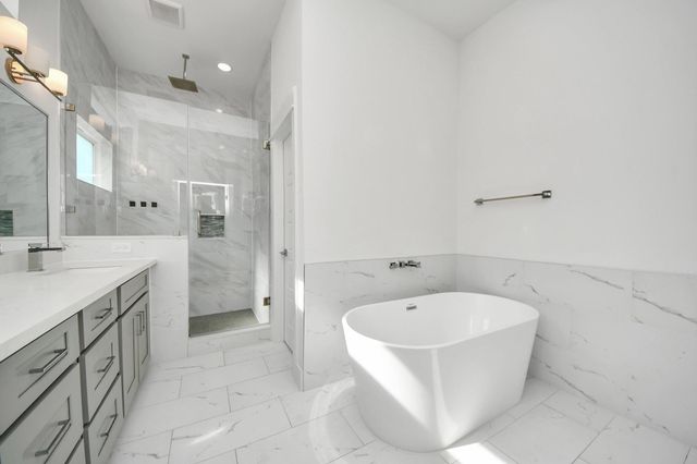 4623 Cochran Street, Houston, TX 77009