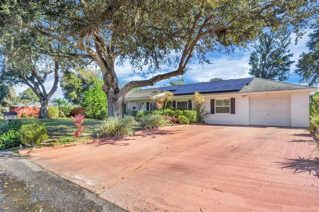 105 OWEN CIRCLE S, Auburndale, FL 33823