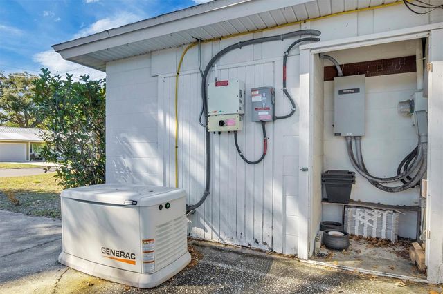 105 OWEN CIRCLE S, Auburndale, FL 33823