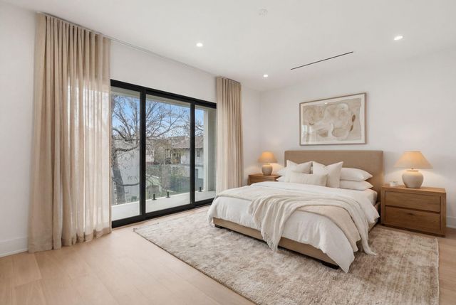 824 Malone Street, Houston, TX 77007
