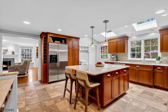 14 John Street, Chatham Boro, NJ 07928