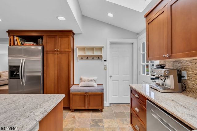 14 John Street, Chatham Boro, NJ 07928