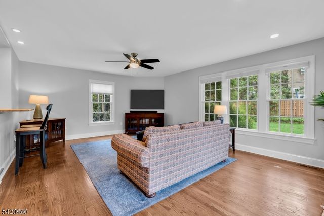 14 John Street, Chatham Boro, NJ 07928