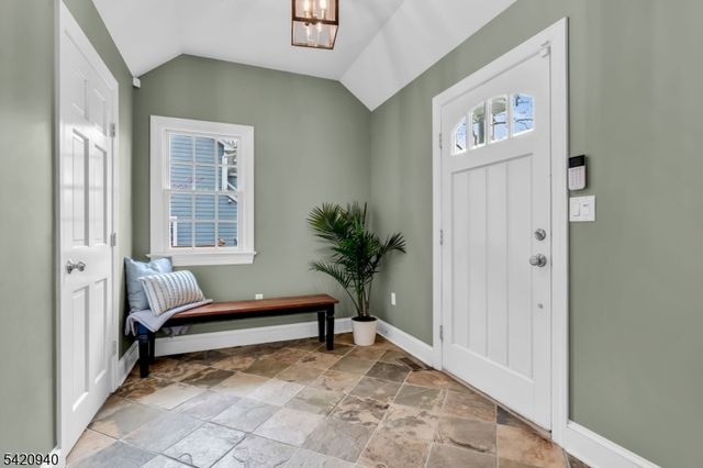 14 John Street, Chatham Boro, NJ 07928