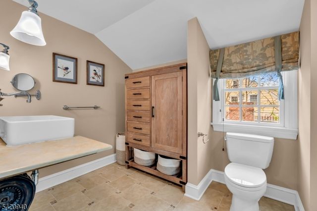 14 John Street, Chatham Boro, NJ 07928