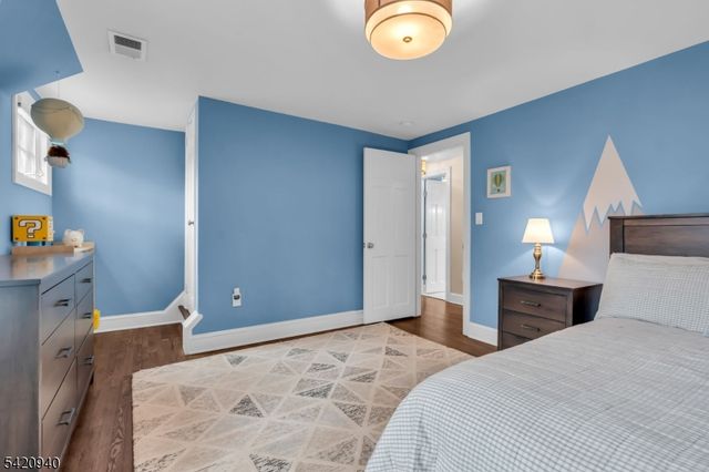 14 John Street, Chatham Boro, NJ 07928