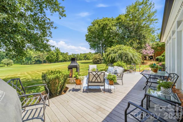 3115 Oakmont Road, Statesville, NC 28625
