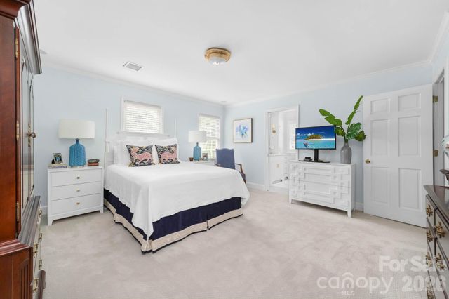 3115 Oakmont Road, Statesville, NC 28625