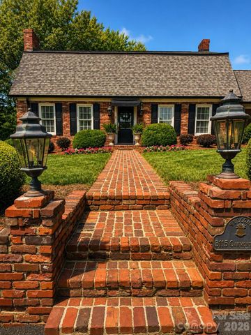 3115 Oakmont Road, Statesville, NC 28625