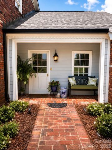 3115 Oakmont Road, Statesville, NC 28625