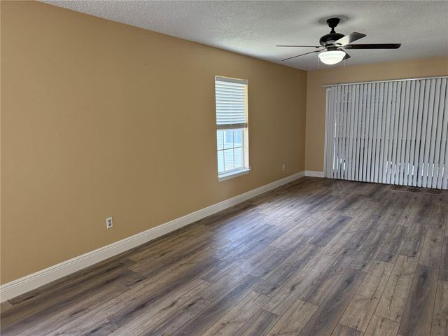 313 DIRKSEN DRIVE 4, Debary, FL 32713