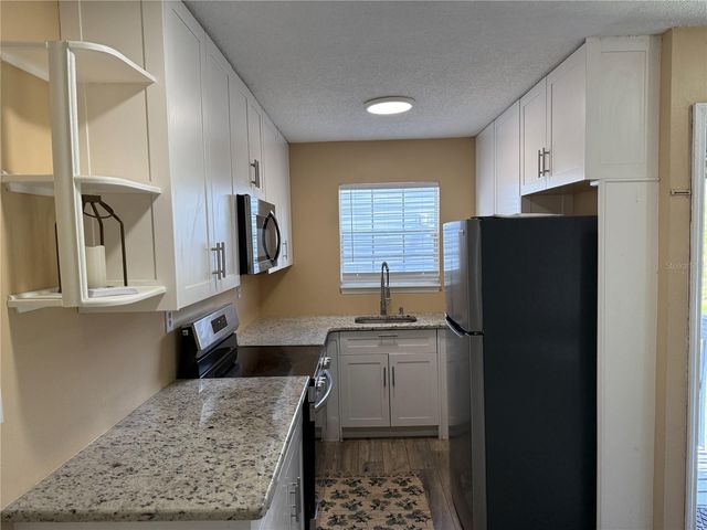 313 DIRKSEN DRIVE 4, Debary, FL 32713