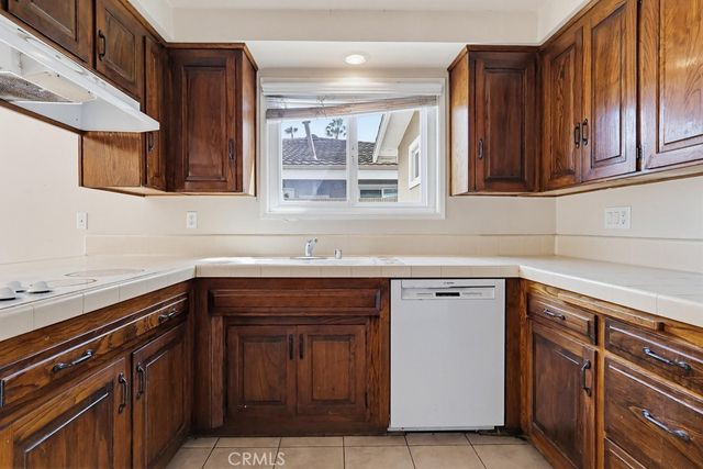 3531 Julian Avenue, Long Beach, CA 90808